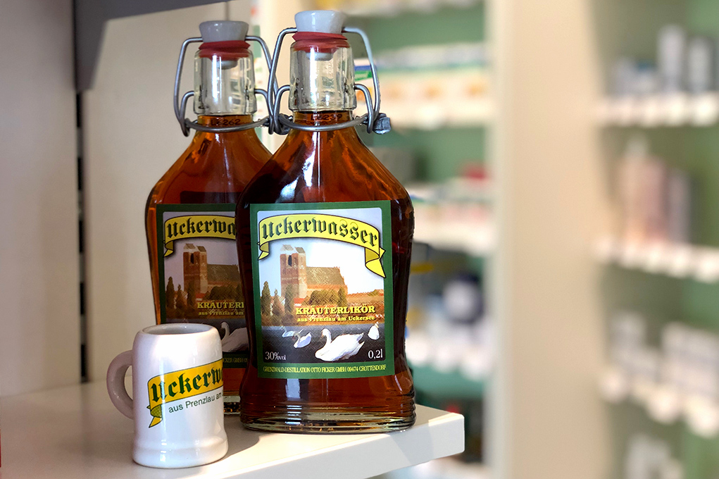 Unser Kräuterlikör